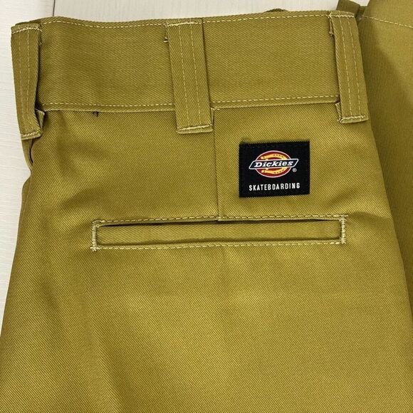 Dickies Skateboarding Regular Fit Twill Pants Green Moss 30X30 new - Picture 9 of 11